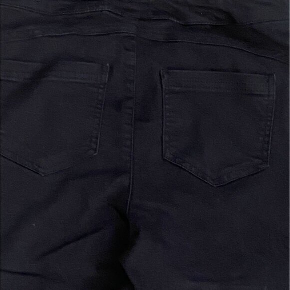 Christopher & Banks Womens Black Knee Length Shorts-Black-6-GUC - Picture 5 of 5